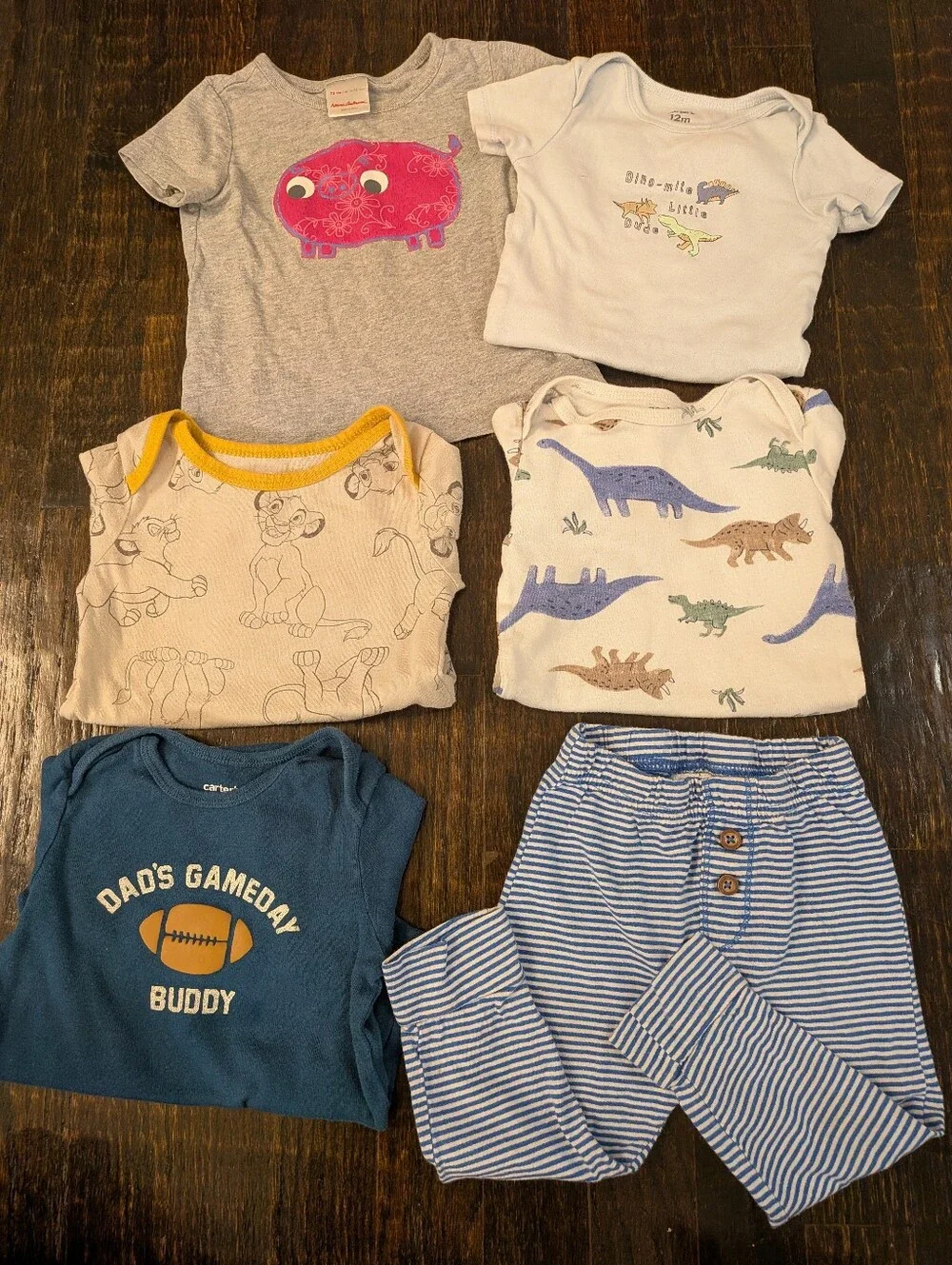Baby's 12 Months Lot: Nike 4c, Hannah Anderson, Oshkosh, Disney Bodysuit